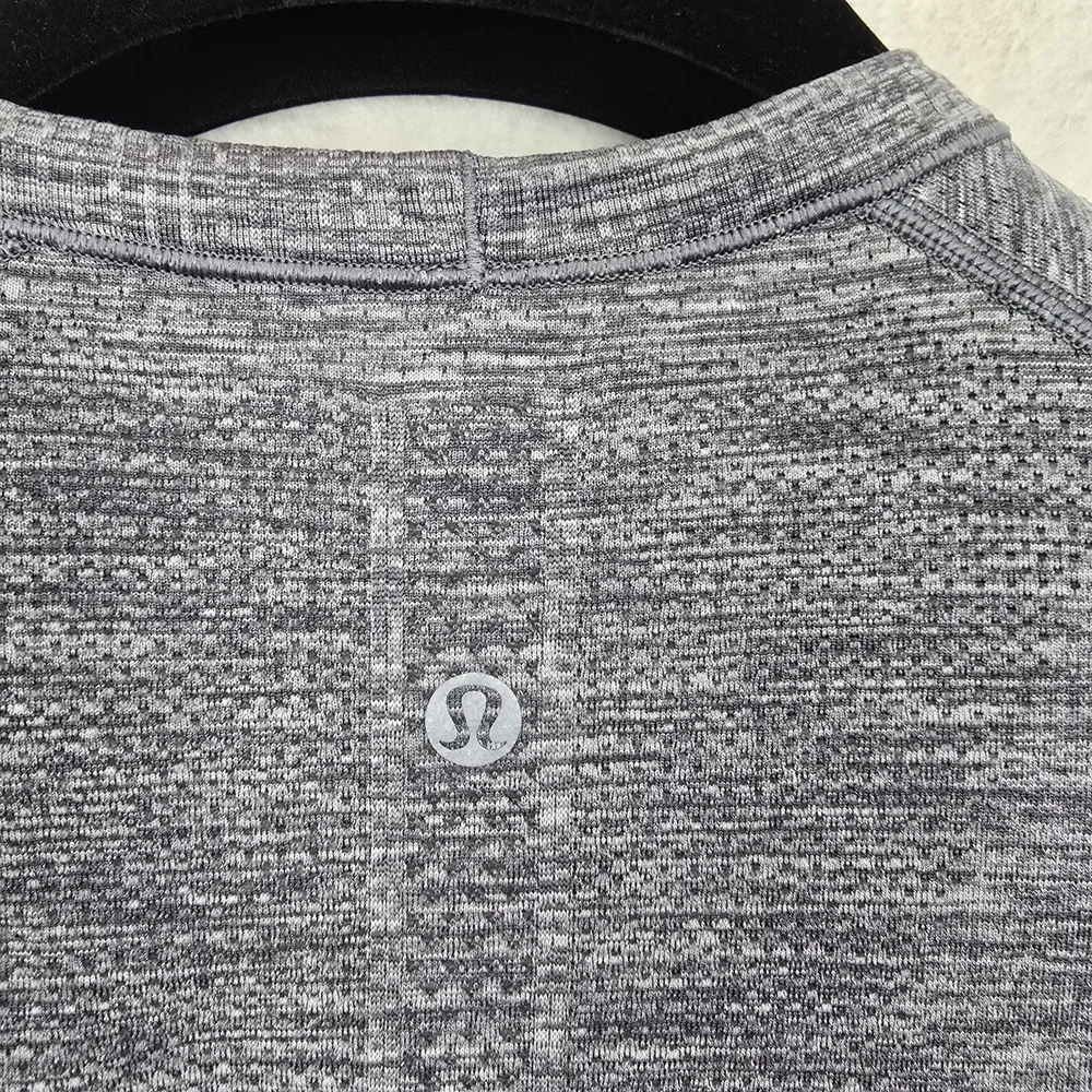 Lululemon Swiftly Tech‎ Shirt Women's Size 12 Gray Run Long Sleeve Stretch Yoga